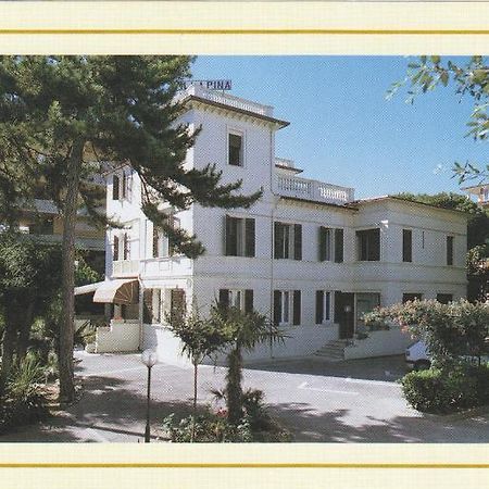 Hotel Villa Pina Senigallia Exterior photo