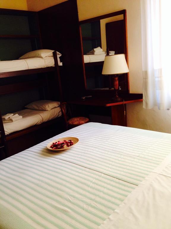 Hotel Villa Pina Senigallia Room photo
